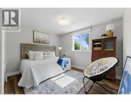 124 CARMINE Crescent - 23
