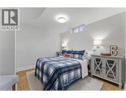 124 CARMINE Crescent - 29