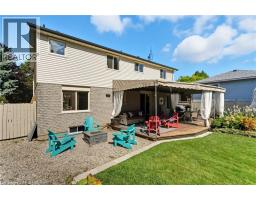 124 CARMINE Crescent - 32