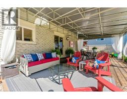 124 CARMINE Crescent - 33