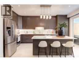 138 EAGLECREST Street - 7
