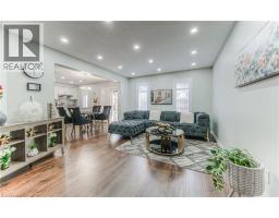 37 ALBERT Street - 10