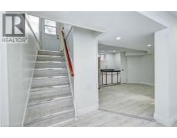 38 BROADVIEW Avenue - 13