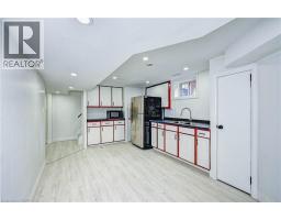 38 BROADVIEW Avenue - 14
