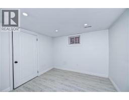38 BROADVIEW Avenue - 17