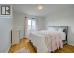103 WAKEFIELD Street - 24