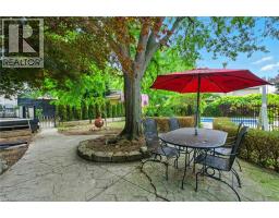 122 DUFFERIN Avenue - 43
