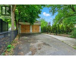 122 DUFFERIN Avenue - 50