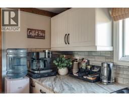 71 LAKESHORE Road - 12