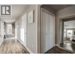 71 LAKESHORE Road - 16