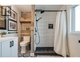 71 LAKESHORE Road - 23