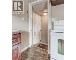 35 VISTA Crescent - 14