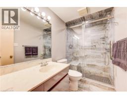 53 BELWOOD Crescent - 18