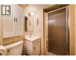 53 BELWOOD Crescent - 20