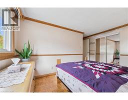 85 CHRISTOPHER Drive - 24