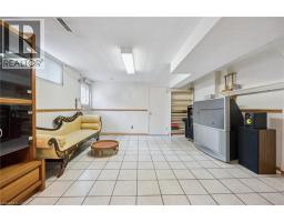 85 CHRISTOPHER Drive - 32