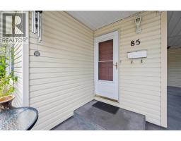 85 CHRISTOPHER Drive - 7