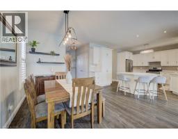305 THORNHILL Place - 17