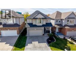 305 THORNHILL Place - 2
