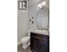 305 THORNHILL Place - 20