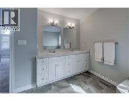 305 THORNHILL Place - 24