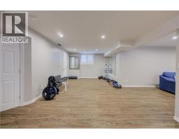 305 THORNHILL Place - 32