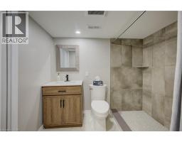305 THORNHILL Place - 35