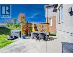 305 THORNHILL Place - 40