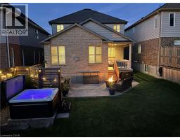 305 THORNHILL Place - 46