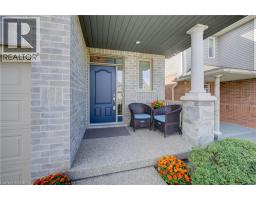 305 THORNHILL Place - 5