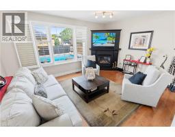 23 LAYCOCK Street - 21