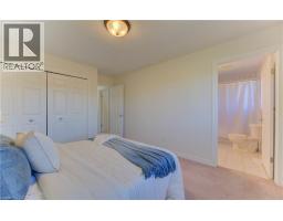 232 BUTTERCUP Court - 28