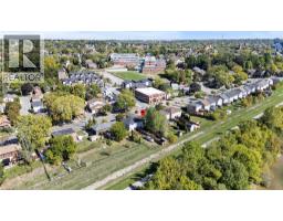 74 GRAND RIVER Avenue - 30