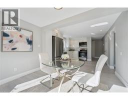 31 PARKLAND Crescent - 16