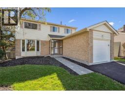 31 PARKLAND Crescent - 3