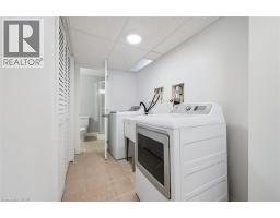 31 PARKLAND Crescent - 32