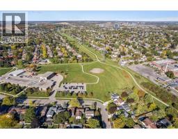 31 PARKLAND Crescent - 45