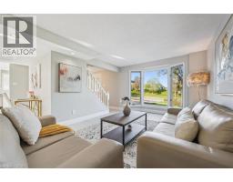 31 PARKLAND Crescent - 8