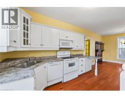 439 MAIN Street W - 18