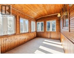439 MAIN Street W - 34