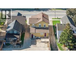 439 MAIN Street W - 42