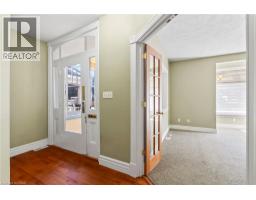 439 MAIN Street W - 6