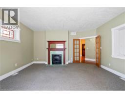 439 MAIN Street W - 9