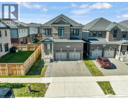 640 FLORENCEDALE Crescent - 2