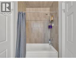 640 FLORENCEDALE Crescent - 40
