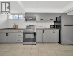 640 FLORENCEDALE Crescent - 44