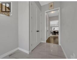 640 FLORENCEDALE Crescent - 8