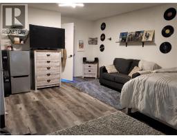 1 JOHN Avenue - 20