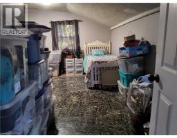 1 JOHN Avenue - 28
