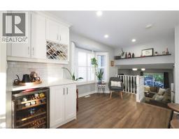 7 CAPRICE Court - 12